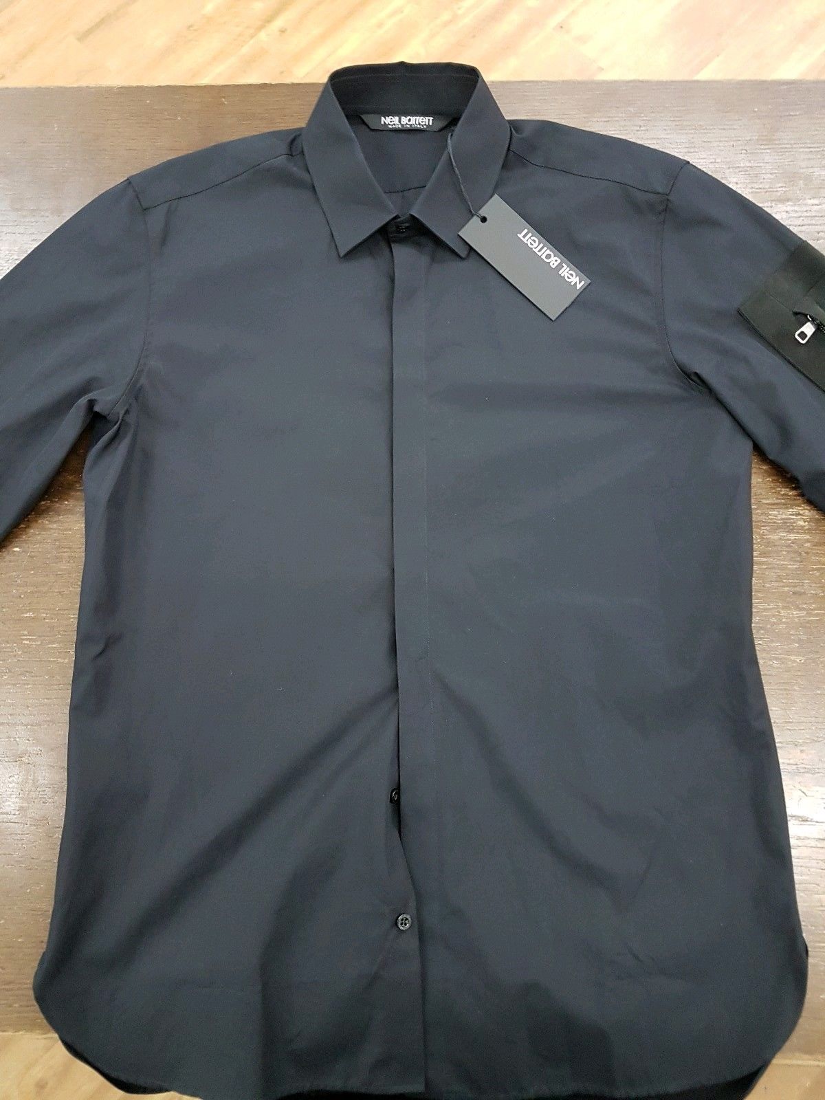 Les plus belles chemises Neil Barrett sur eBay !